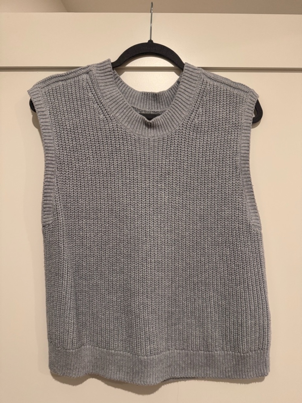 ABERCROMBIE Gray Sleeveless Cotton Blend Knit Top Sz M